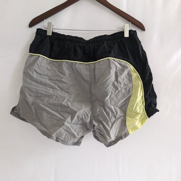 Vintage Y2K Speedo Men's Swim Shorts Light Grey/Neon/Black Lined, Small - Picture 2 of 8